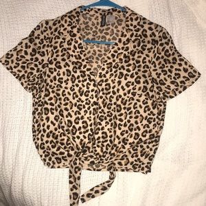 H & M button up tide  leopard print top.